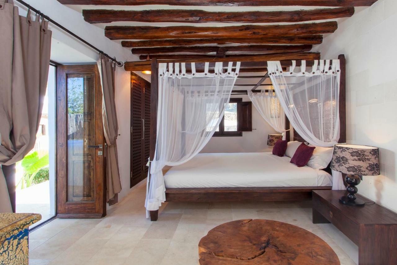 Ibiza Luxury Villa Santa Eularia des Riu Exterior photo